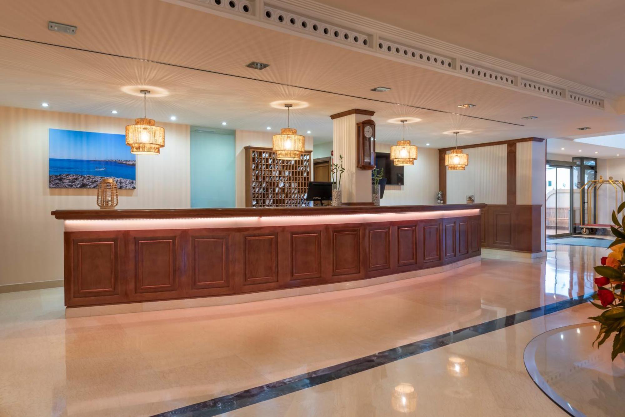 Valentin Star Menorca - Adults Only Hotel Ciutadella  Ngoại thất bức ảnh